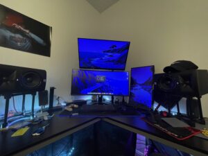 Triple Monitors & Studio Setup for Mixing & Recording